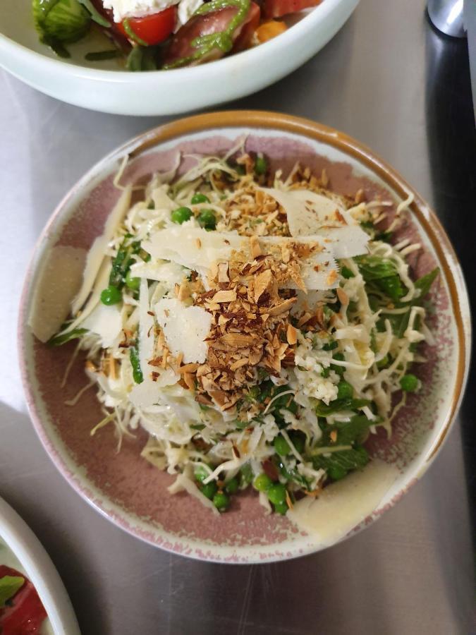 冈尼达酒店 外观 照片