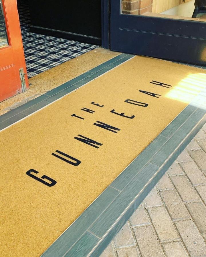 冈尼达酒店 外观 照片